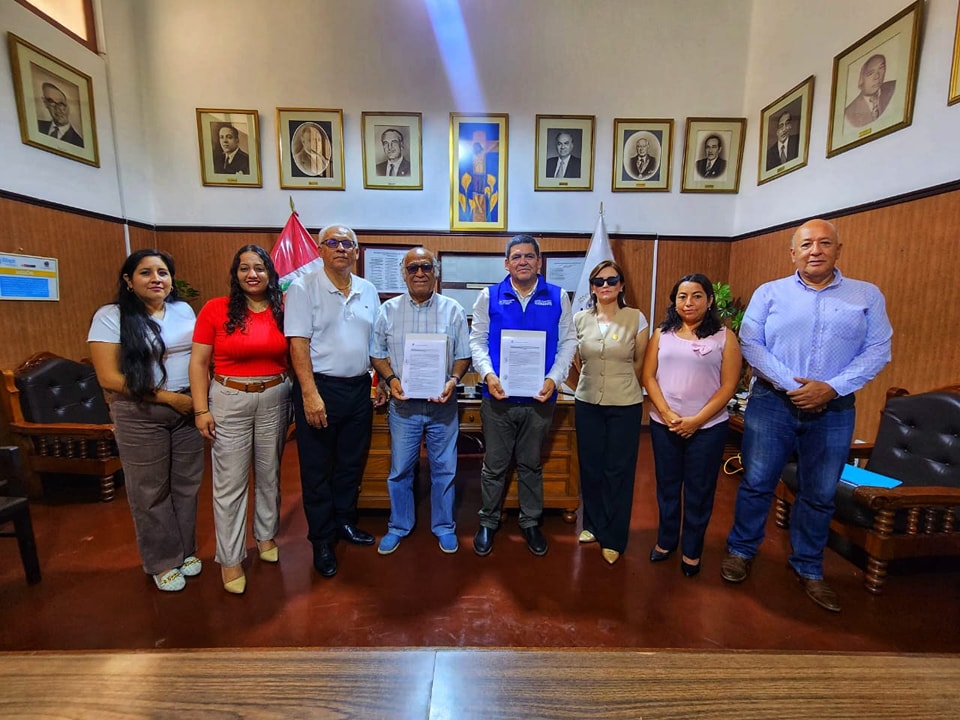 Beneficencia de Trujillo firmó convenio con gerencia regional de Educación a favor del colegio Hermanos Blanco 